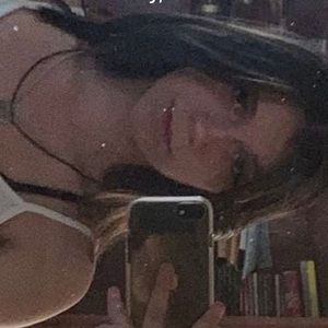 Meet your Posher, Kara